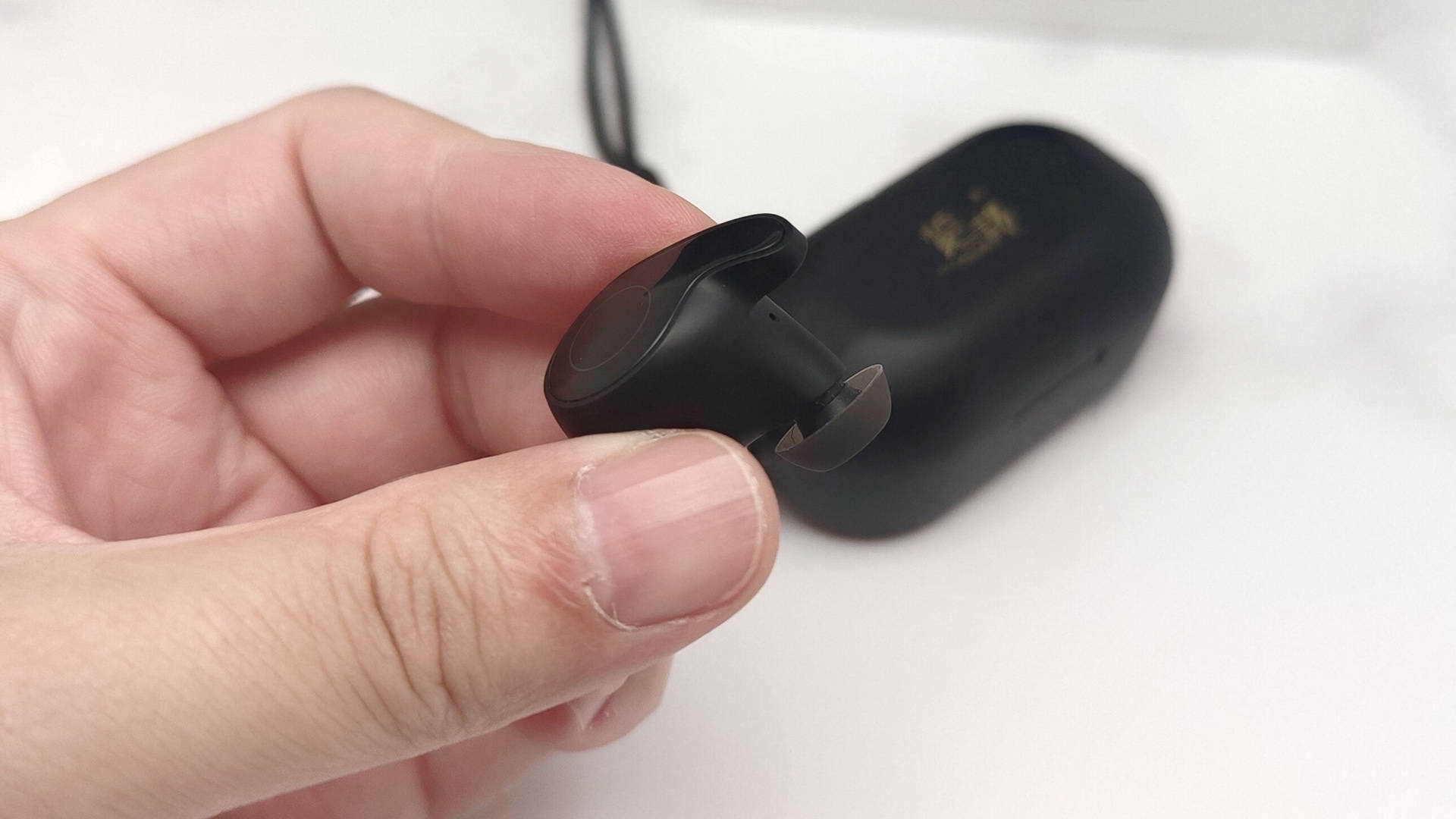 值得买的蓝牙耳机排行：让你生活变得更安静！头号玩家龙八国际网址过年好物推荐 这3款(图14)